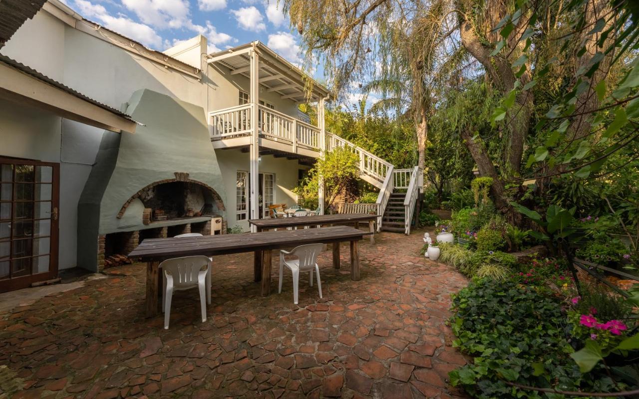 Aquaelberg Place Swellendam Bagian luar foto