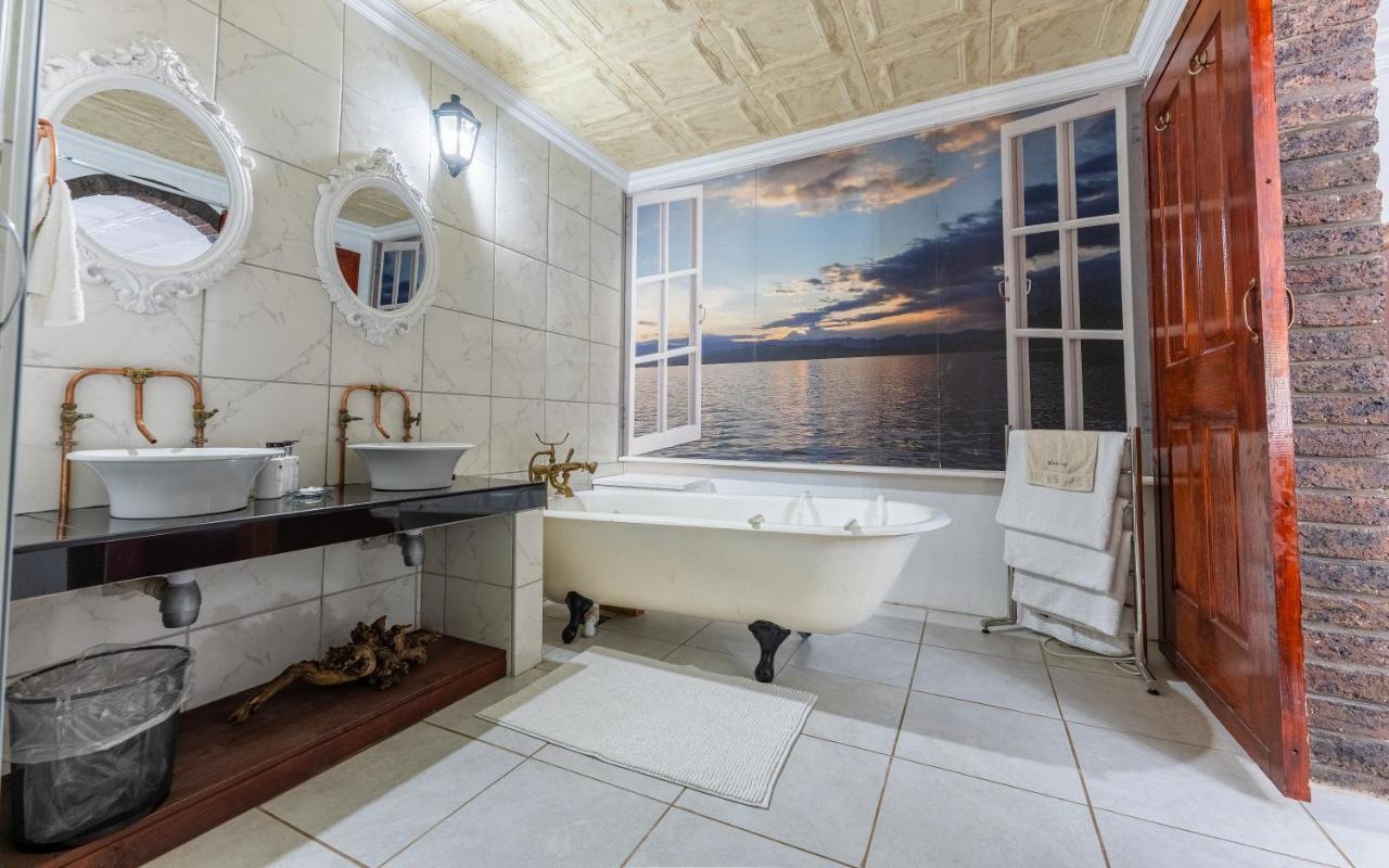 Aquaelberg Place Swellendam Bagian luar foto